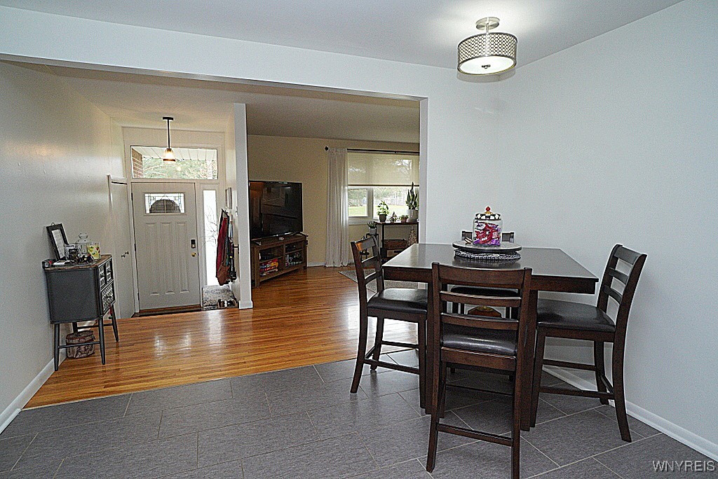 15 Schaefer Road West Seneca, NY 14224 - Photo 11 of 48 living room enters into the kitchen