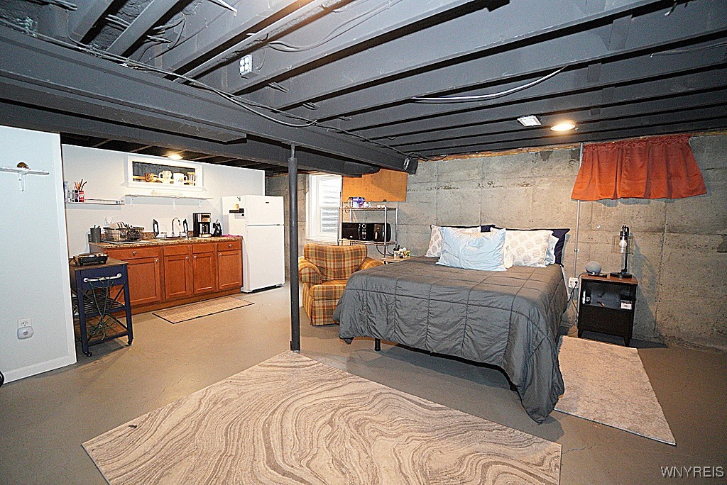 15 Schaefer Road West Seneca, NY 14224 - Photo 29 of 48 4th bedroom