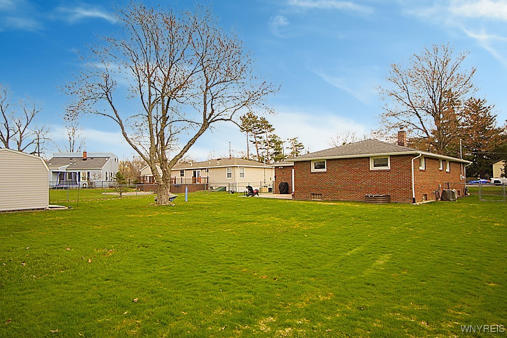 15 Schaefer Road West Seneca, NY 14224 - Photo 38 of 48 large back yard