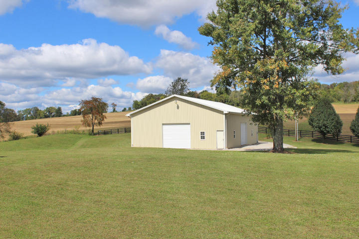 951 Thurman Road Somerset, KY 42503 - Photo 24 of 118 IMG_4953