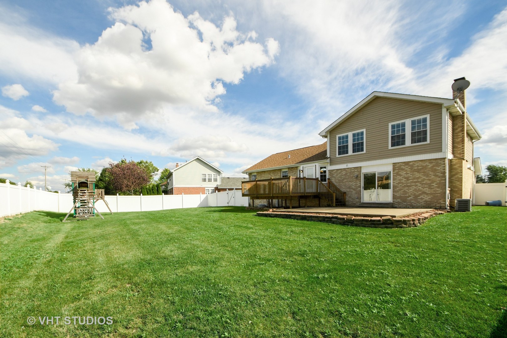 8116 Old Mill Road Frankfort, IL 60423 - Photo 16 of 16 a house view with a garden space