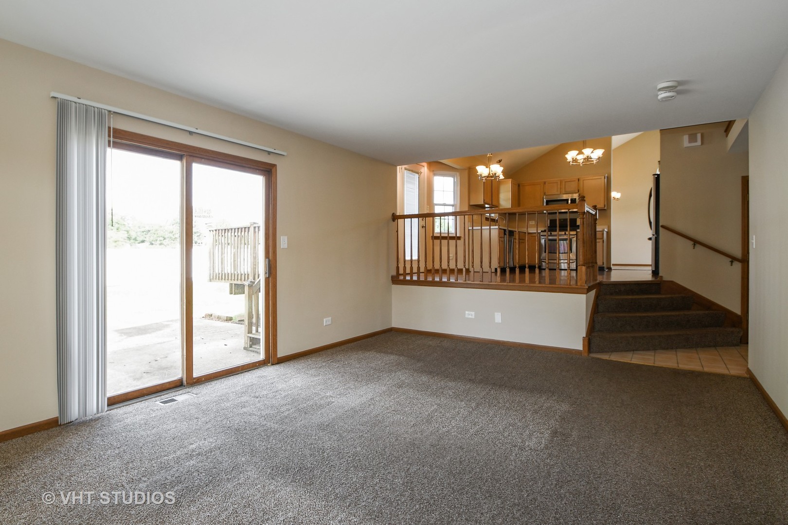 8116 Old Mill Road Frankfort, IL 60423 - Photo 8 of 16 a view of entryway