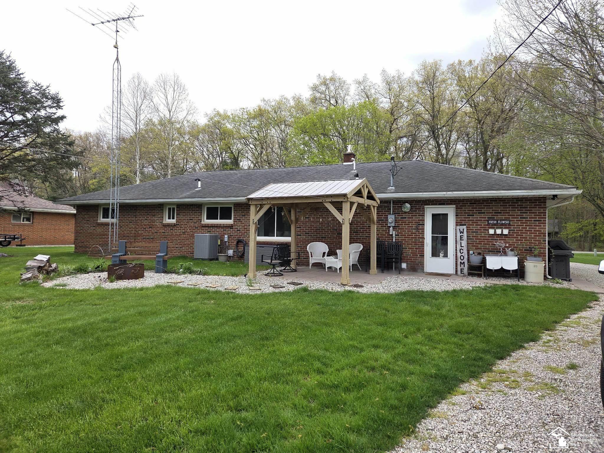 15830 Ida Center Road Petersburg, MI 49270 - Photo 3 of 24