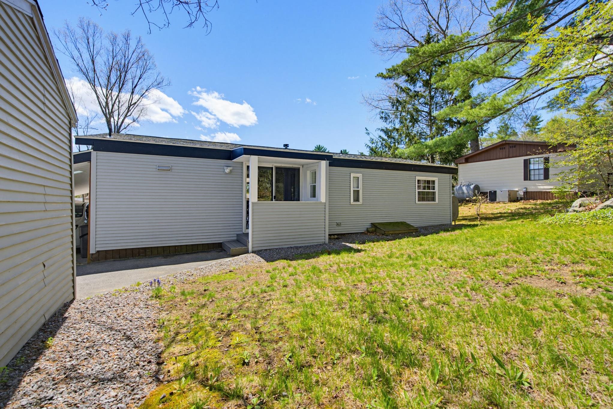 55 Roger Road Goffstown, NH 03045 - Photo 5 of 50