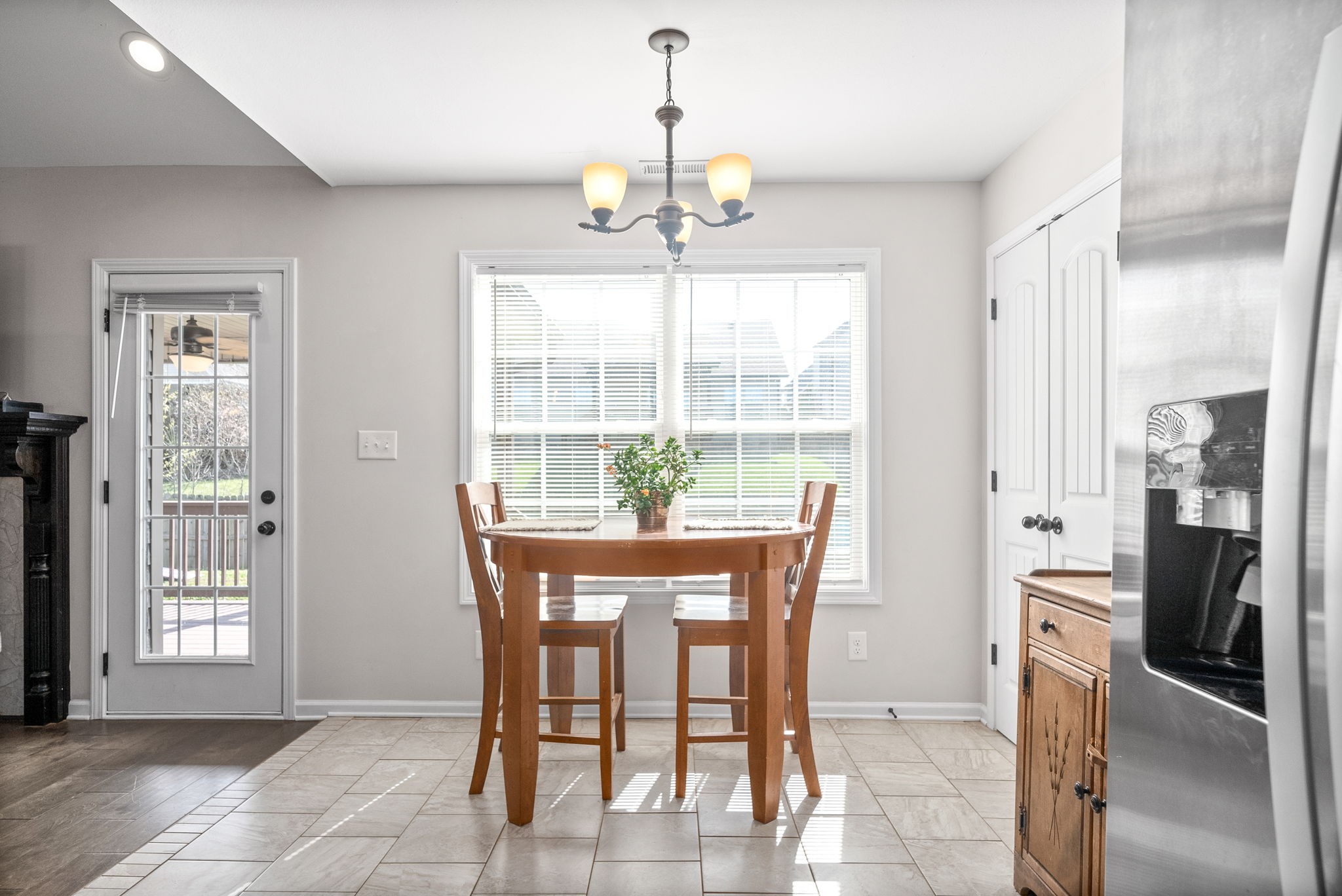 1478 Raven Road Clarksville, TN 37042 - Photo 10 of 42 a dining room with furniture and window