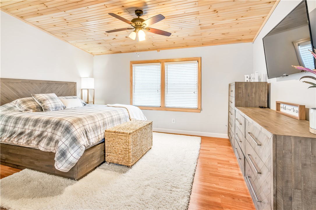 3576 Mendon Road Cumberland, RI 02864 - Photo 14 of 39