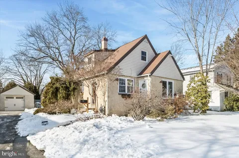 $419,000 | 512 Media Parkway, Wallingford, PA 19086