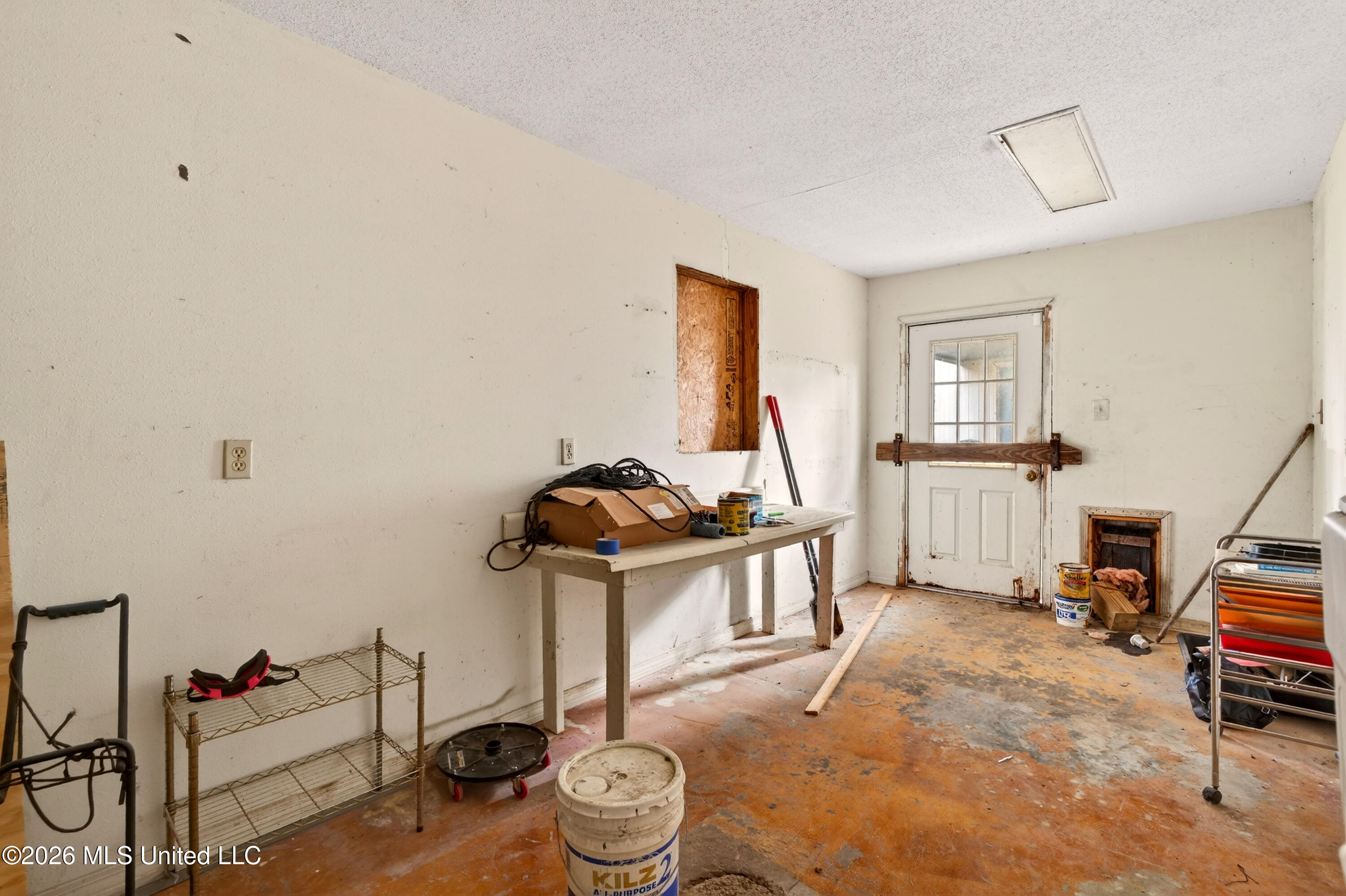 42 Dead End Road Carriere, MS 39426 - Photo 41 of 62 41_game room extention