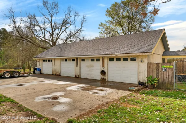 $320,000 | 42 Dead End Road, Carriere, MS 39426