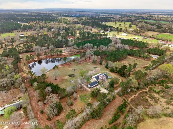 $320,000 | 42 Dead End Road, Carriere, MS 39426