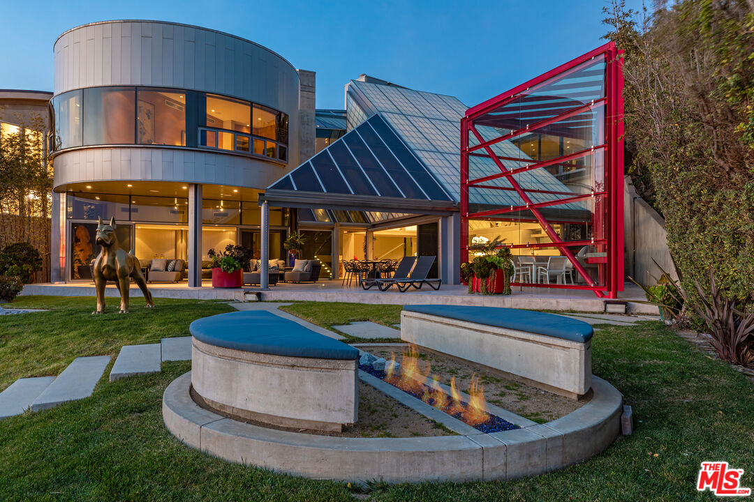 41800 Pacific Coast Highway Malibu, CA 90265 - Photo 41 of 56 Gallery Image 41