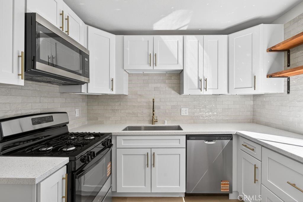 925 East Appleton Street Long Beach, CA 90802 - Photo 7 of 18