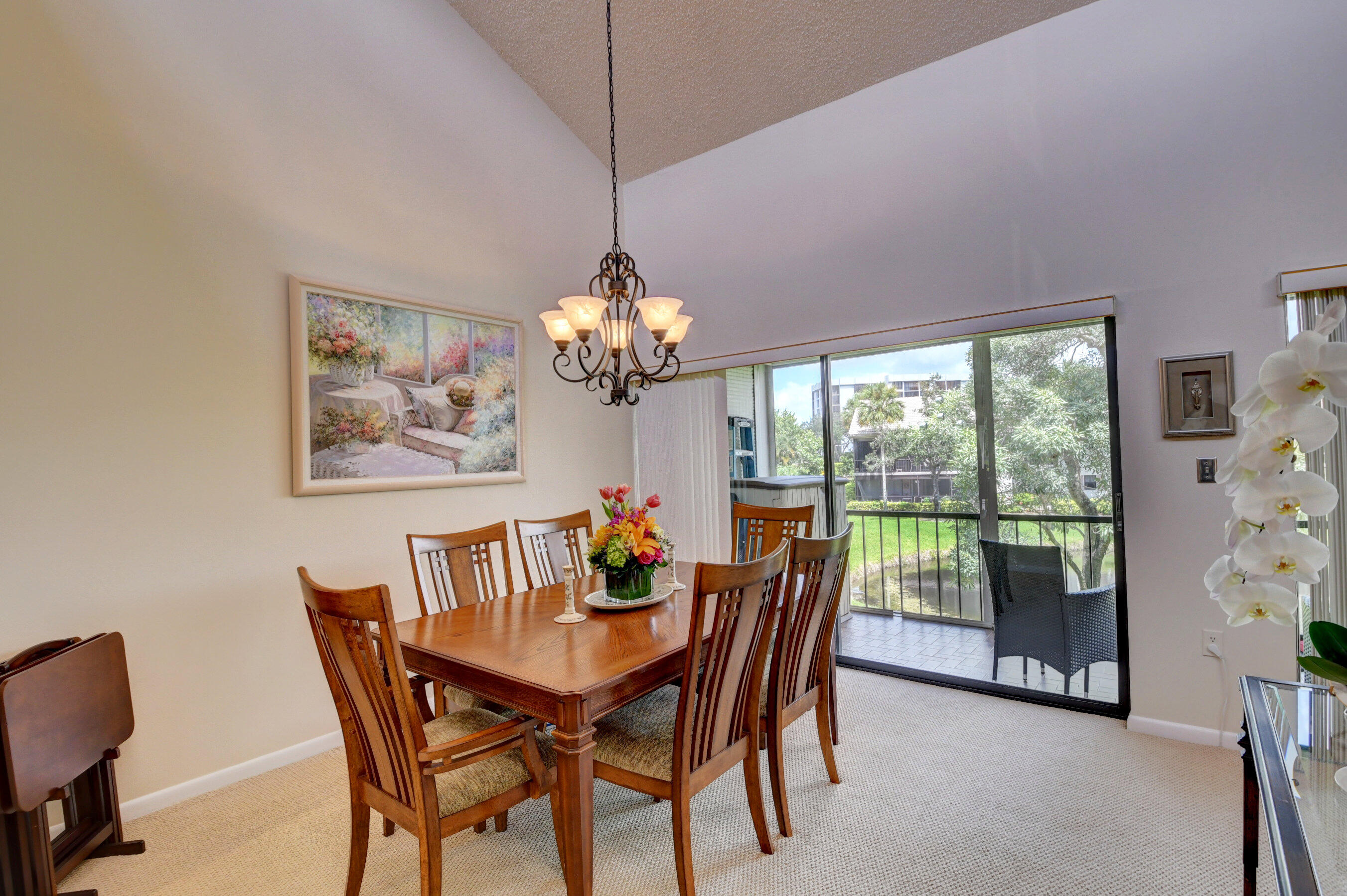 7783 Lakeside Boulevard, Unit G704 Boca Raton, FL 33434 - Photo 6 of 40 Dining