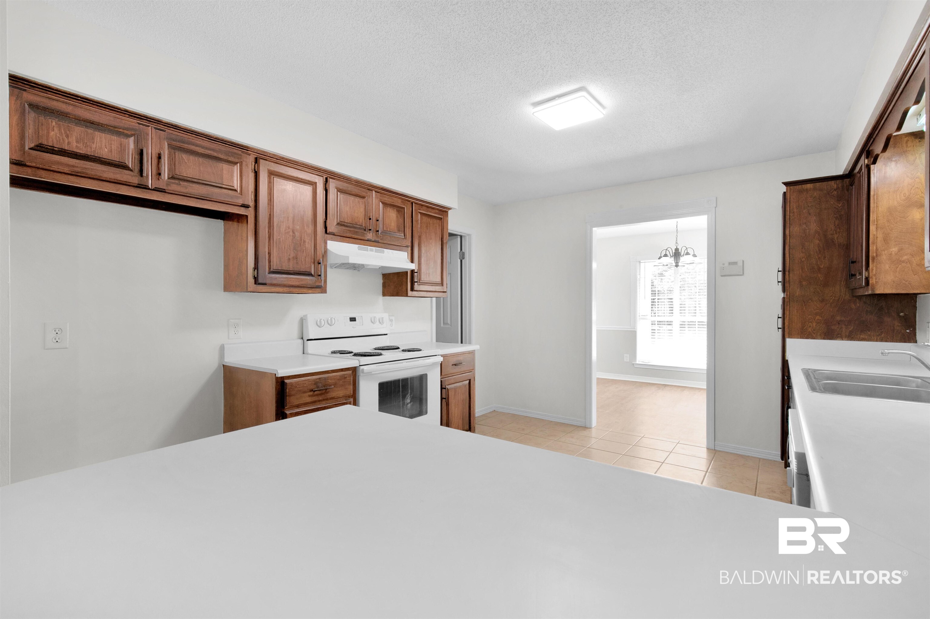 1060 Wildwood Avenue Mobile, AL 36609 - Photo 7 of 18