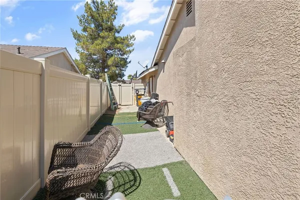 $445,000 | 25076 Sansome Street, Hemet, CA 92544