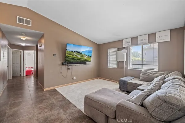 $445,000 | 25076 Sansome Street, Hemet, CA 92544