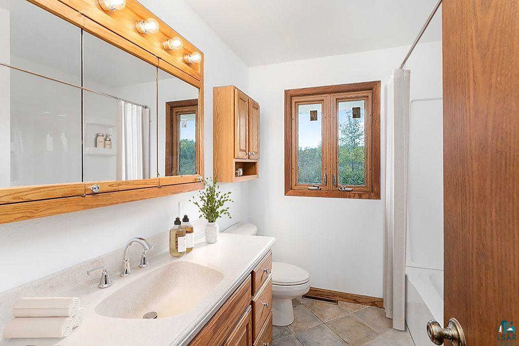 5148 Martin Road Duluth, MN 55811 - Photo 8 of 64