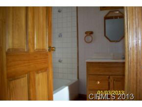 3485 South St Road Peru, IN 46970 - Photo 9 of 14
