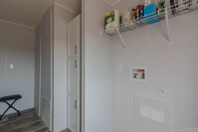 $629,900 | 290 Lilly Bear Lane, Moore, TX 78057