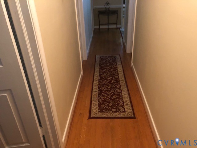 9401 Gum Fork Road Midlothian, VA 23112 - Photo 19 of 28 a view of a hallway