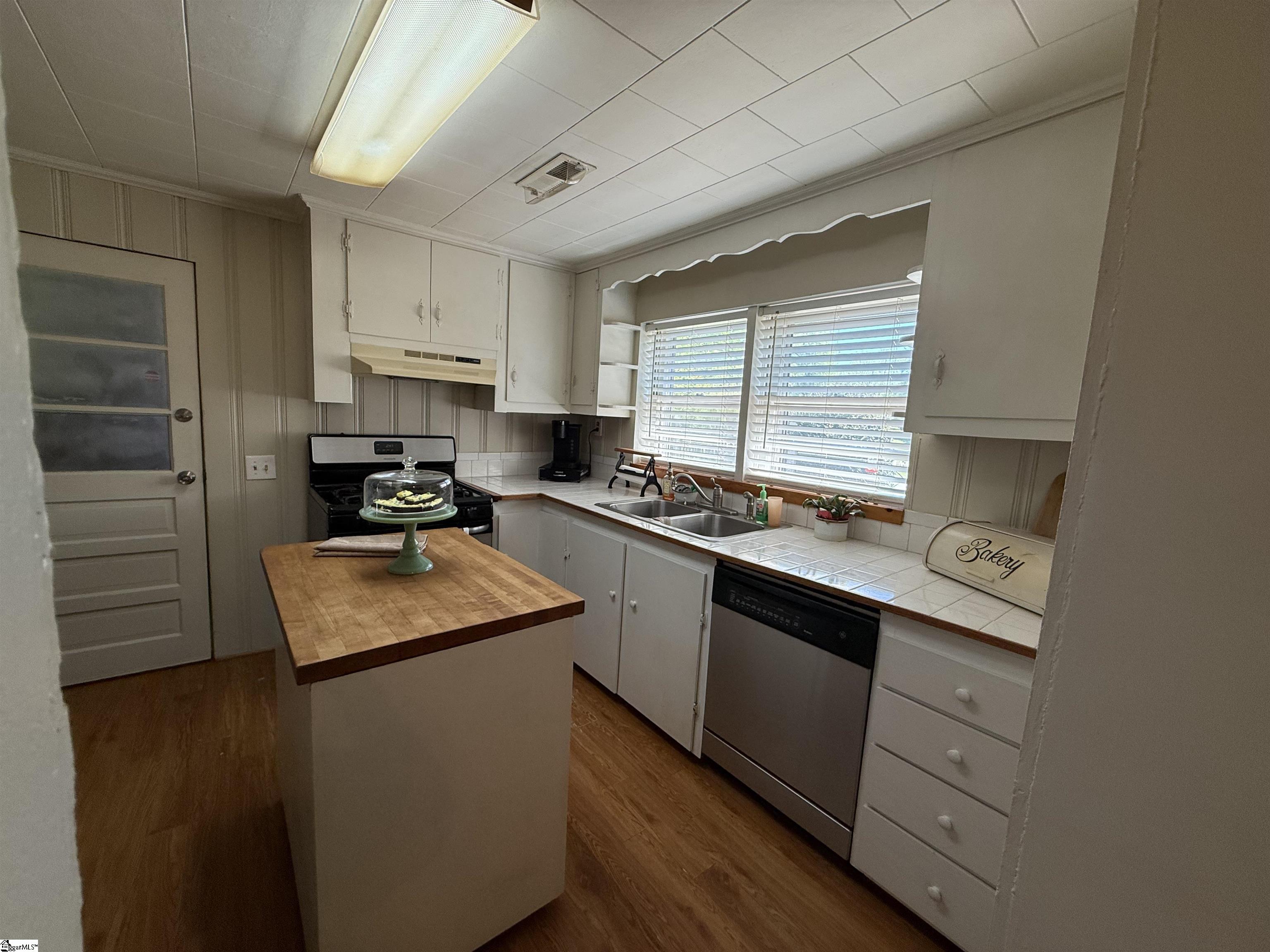 615 Taylor Street Central, SC 29630 - Photo 13 of 16