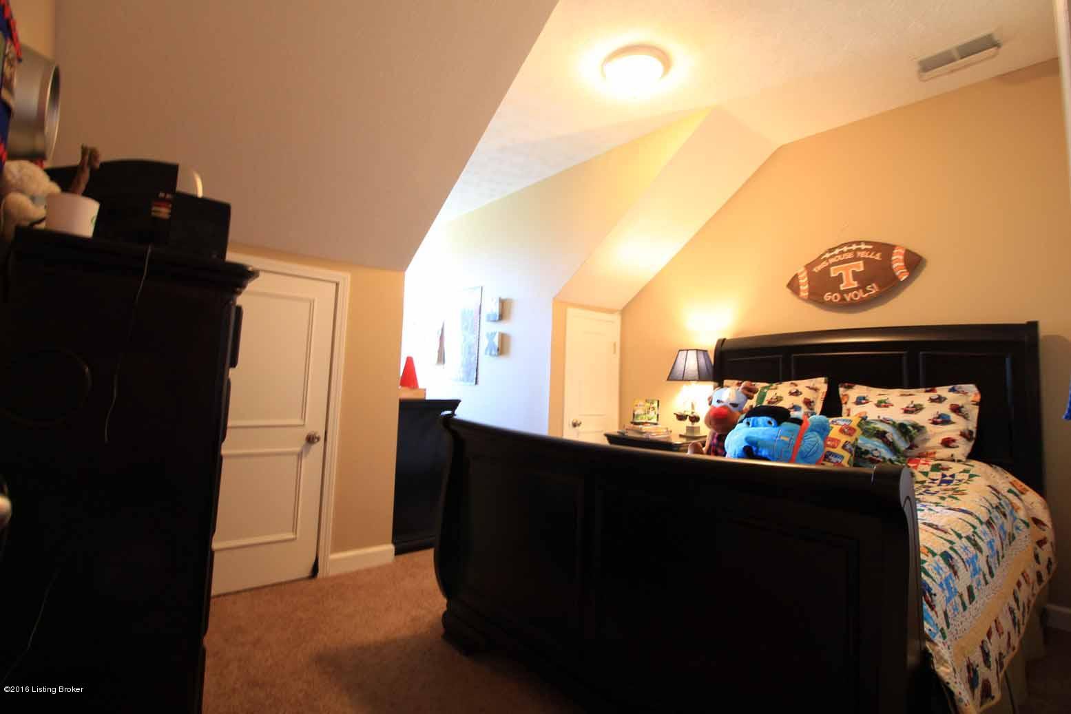 489 Locust Grove Road Shelbyville, KY 40065 - Photo 18 of 56 2nd Floor 4th Spare Bedroom