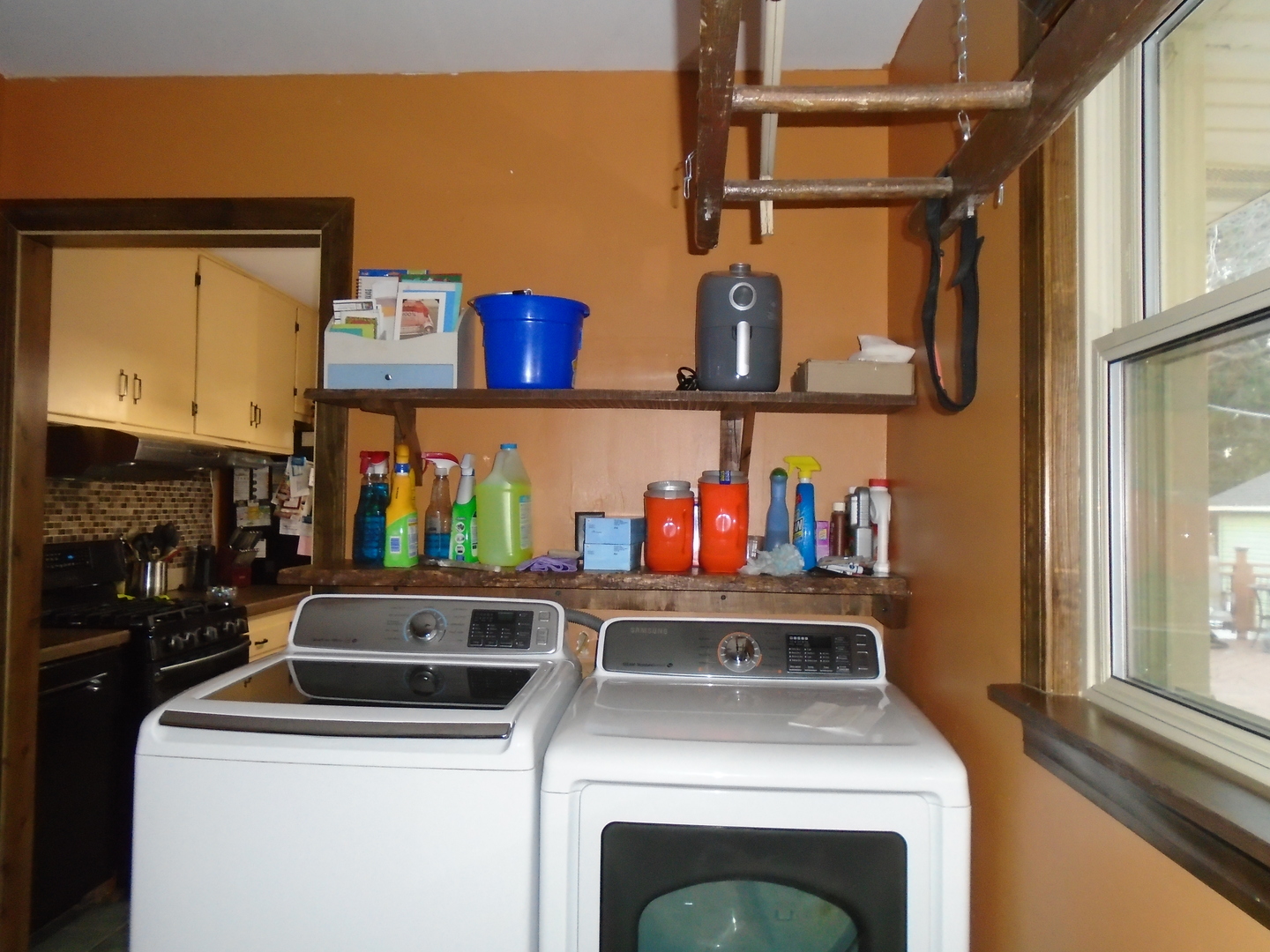4121 East 2nd Road Mendota, IL 61342 - Photo 16 of 31 a utility room with dryer and washer