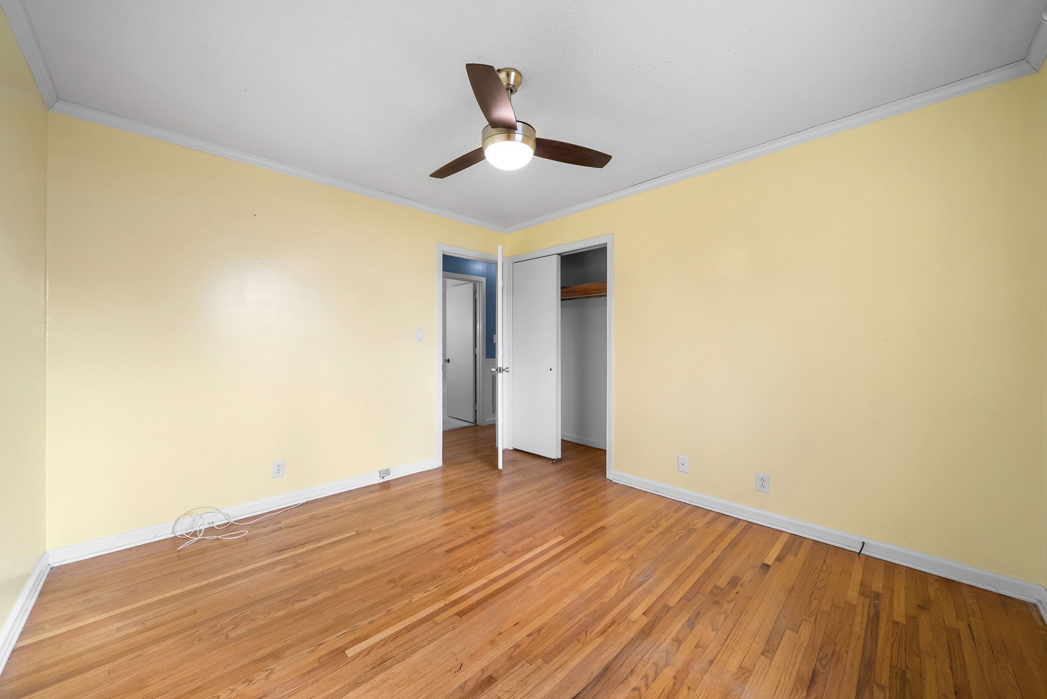 233 Pine Mountain Road Clarksville, TN 37042 - Photo 15 of 33 a view of an empty room with wooden floor