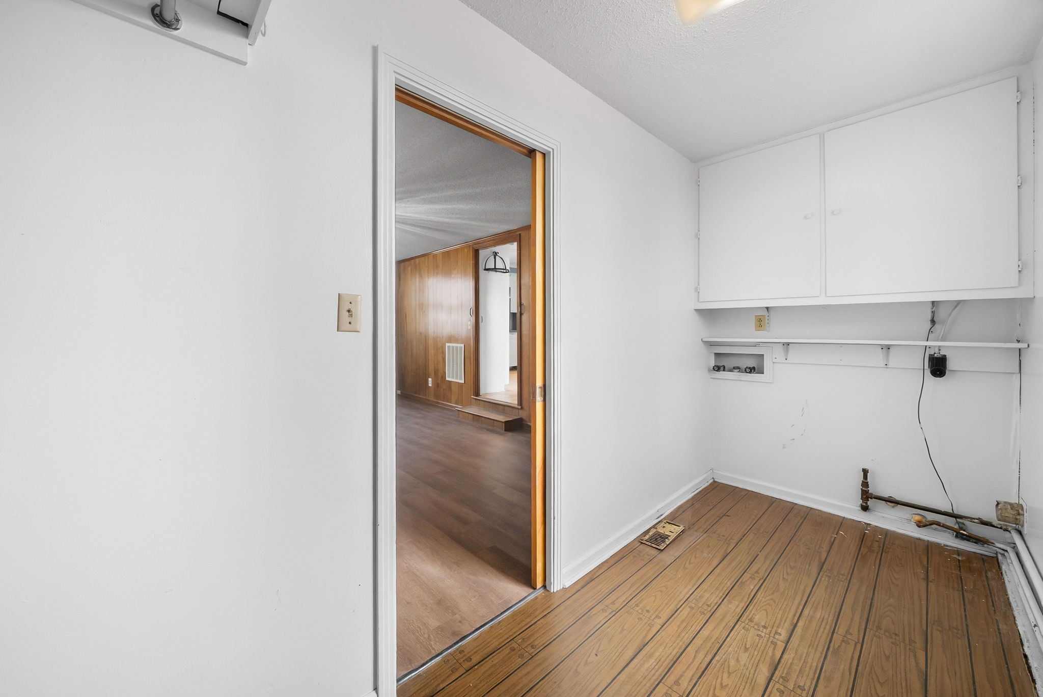 233 Pine Mountain Road Clarksville, TN 37042 - Photo 26 of 33 a view of a room with wooden floor