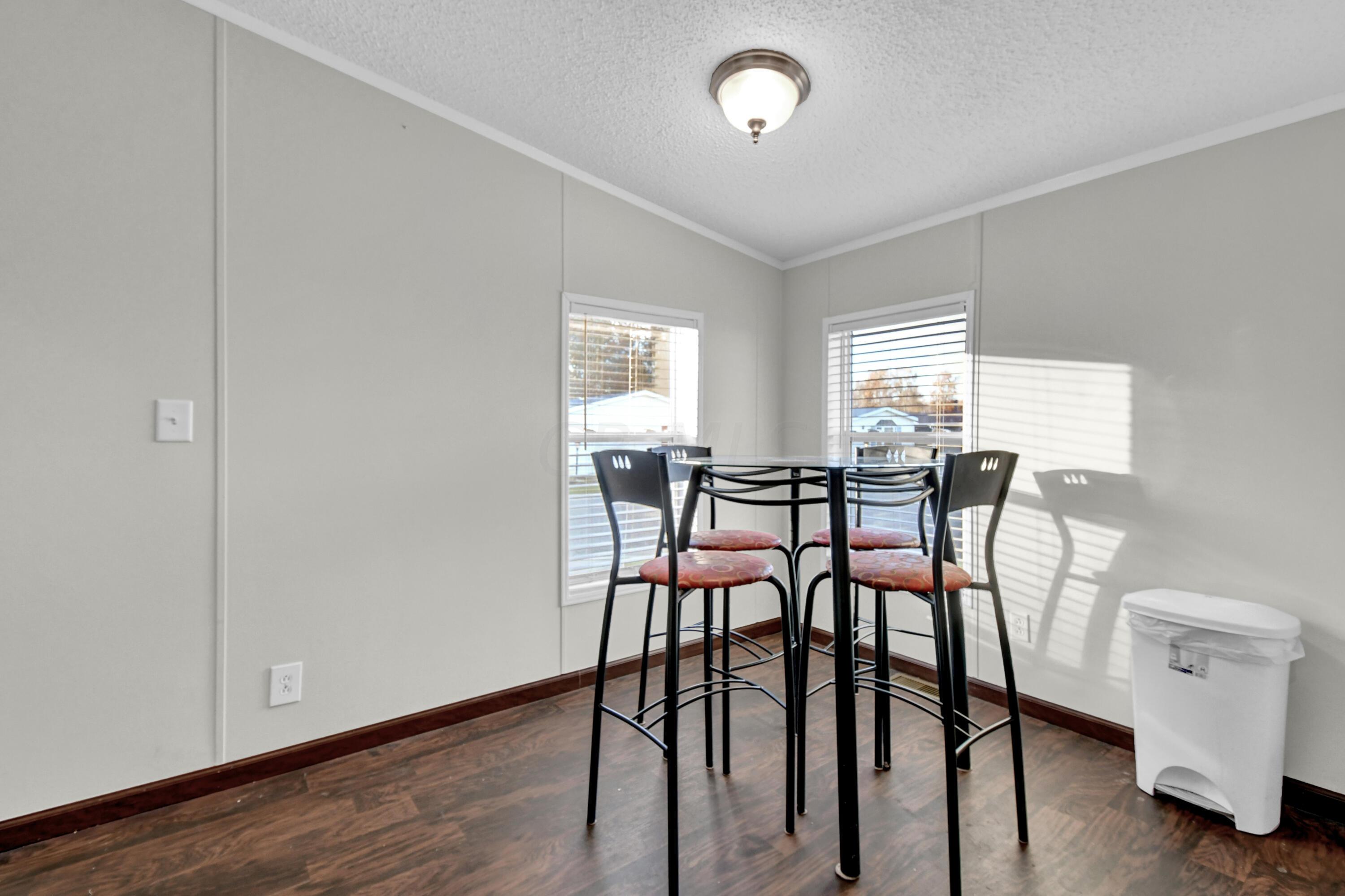 206 Rona Boulevard Pataskala, OH 43062 - Photo 5 of 28 DSC_3060