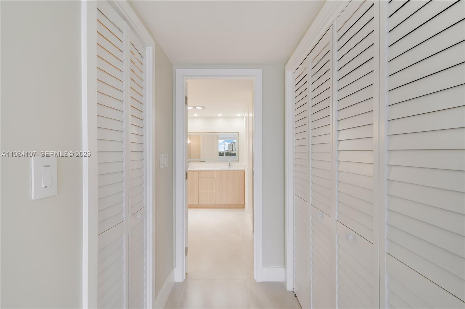 1 Grove Isle Drive, Unit A904 Miami, FL 33133 - Photo 21 of 44