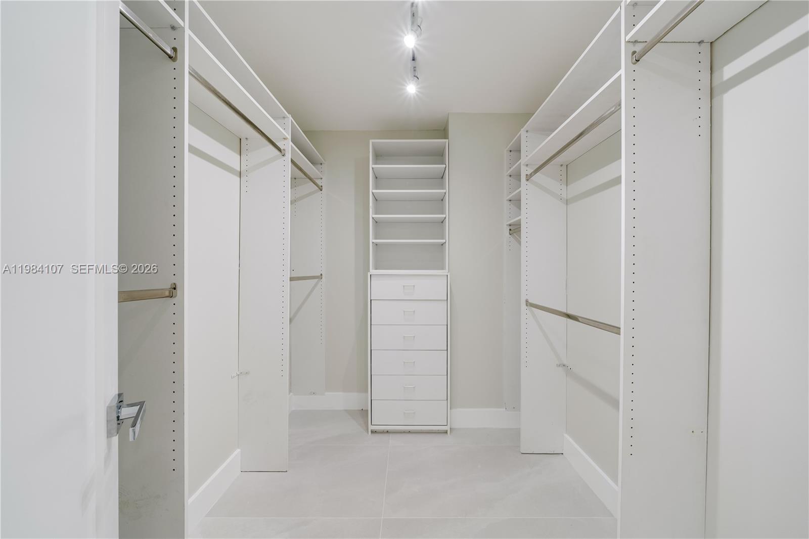 1 Grove Isle Drive, Unit A904 Miami, FL 33133 - Photo 32 of 44