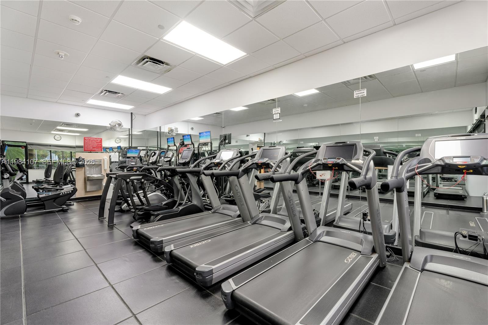 1 Grove Isle Drive, Unit A904 Miami, FL 33133 - Photo 37 of 44