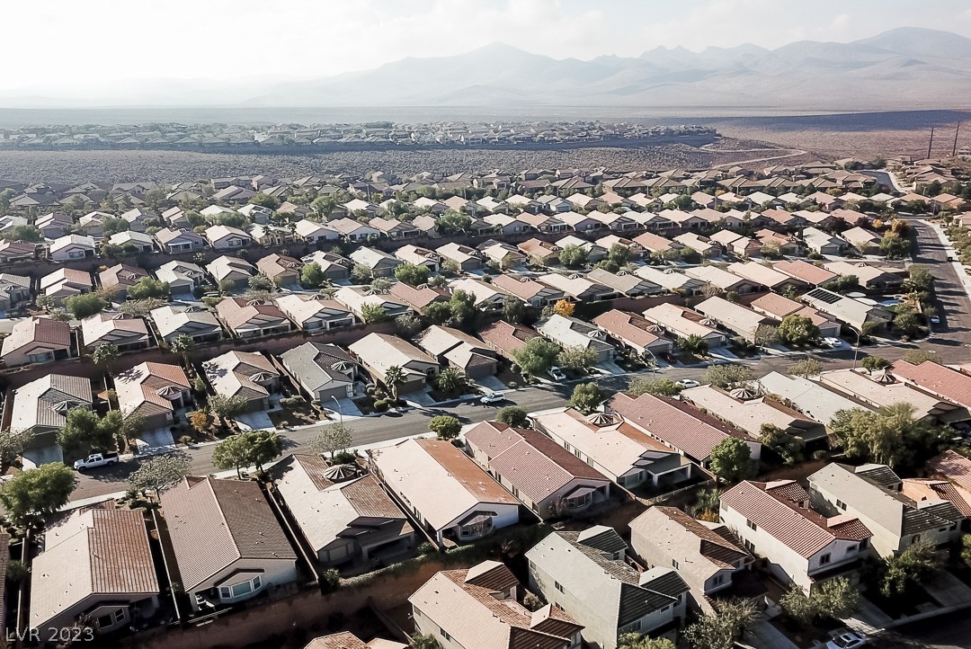 2629 Rue Montpellier Avenue Henderson, NV 89044 - Photo 42 of 50