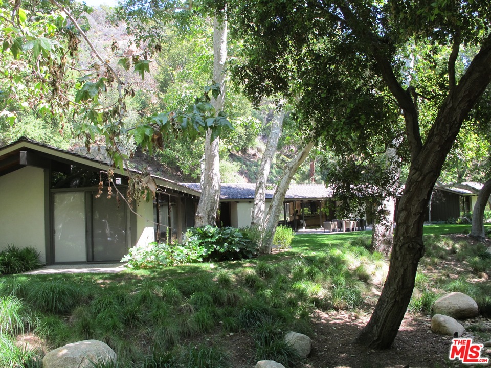 1740 Old Ranch Road Los Angeles, CA 90049 - Photo 1 of 6