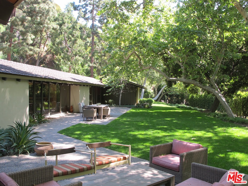 1740 Old Ranch Road Los Angeles, CA 90049 - Photo 3 of 6