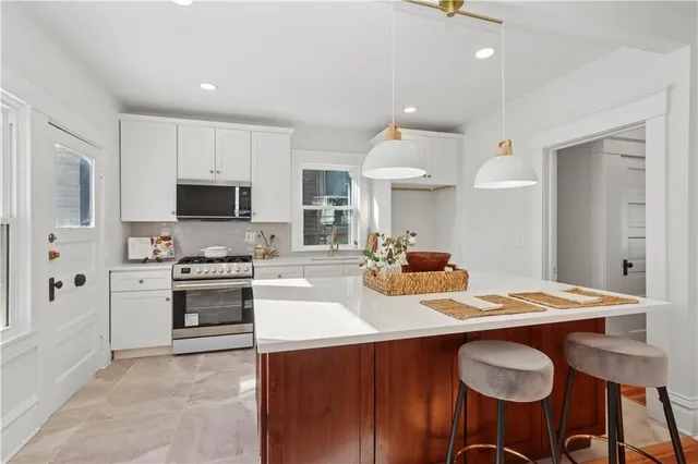 $475,000 | 829 West 39th Terrace, Kansas City, MO 64111