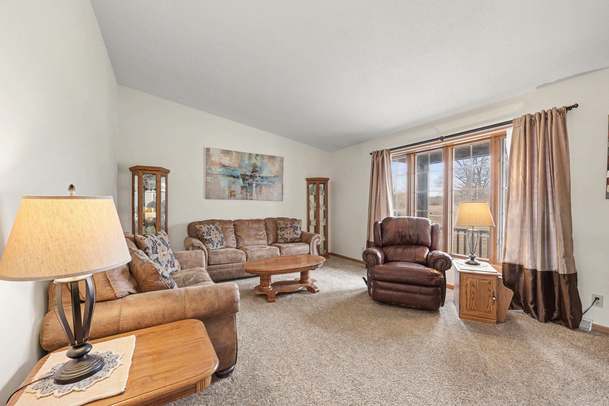 6795 Hack Road Saline, MI 48176 - Photo 4 of 24 006_file_6909