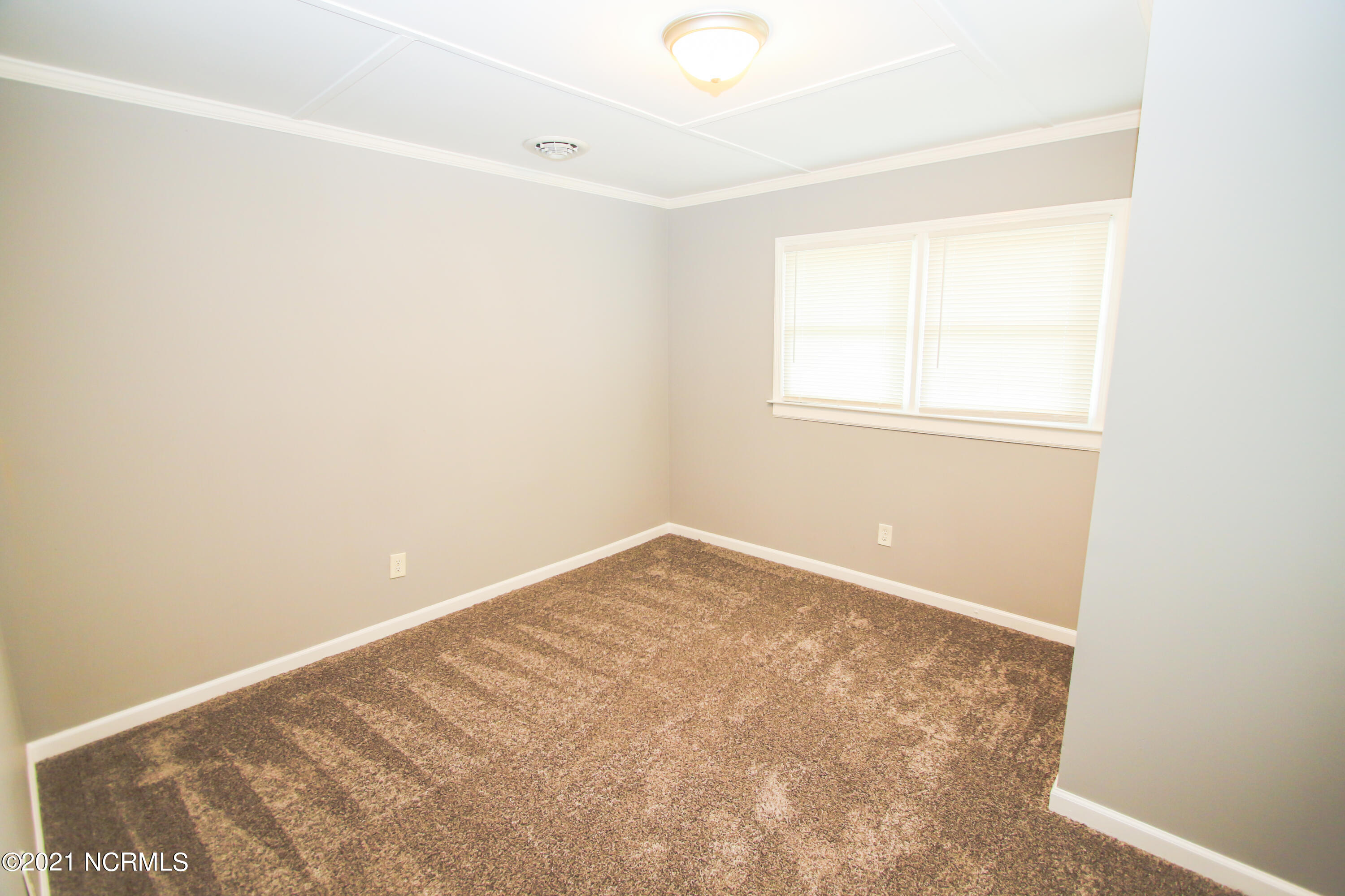 109 Arnold Road Jacksonville, NC 28546 - Photo 16 of 23 LJ7A1074