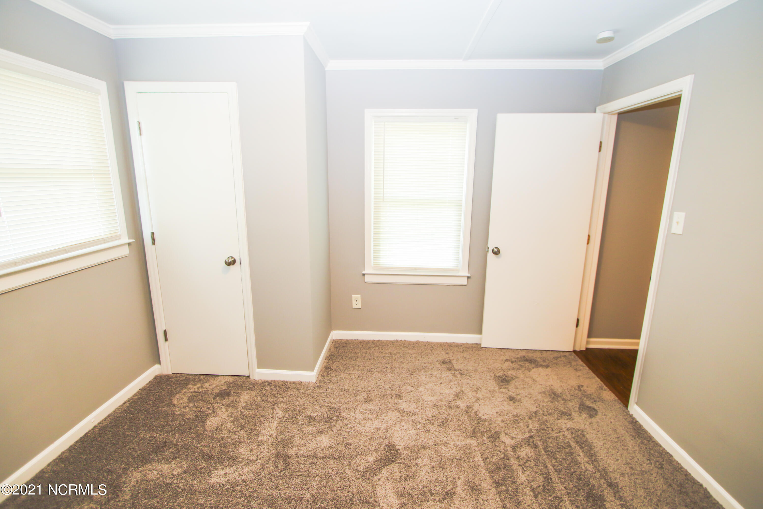 109 Arnold Road Jacksonville, NC 28546 - Photo 17 of 23 LJ7A1075