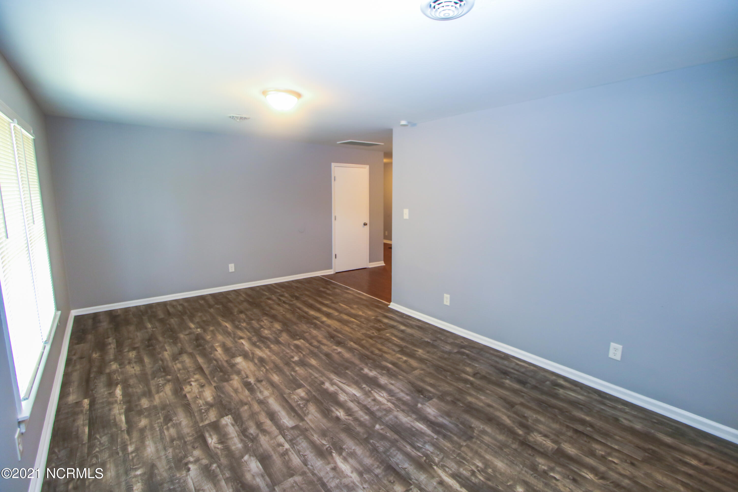 109 Arnold Road Jacksonville, NC 28546 - Photo 5 of 23 LJ7A1061