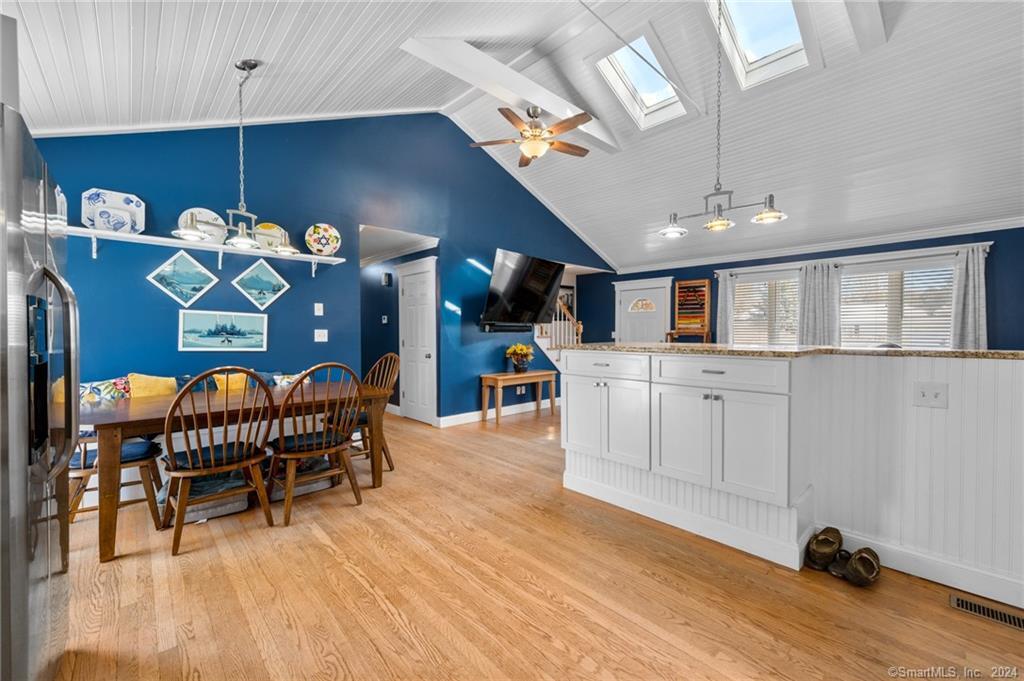 75 Mungertown Road Madison, CT 06443 - Photo 1 of 1