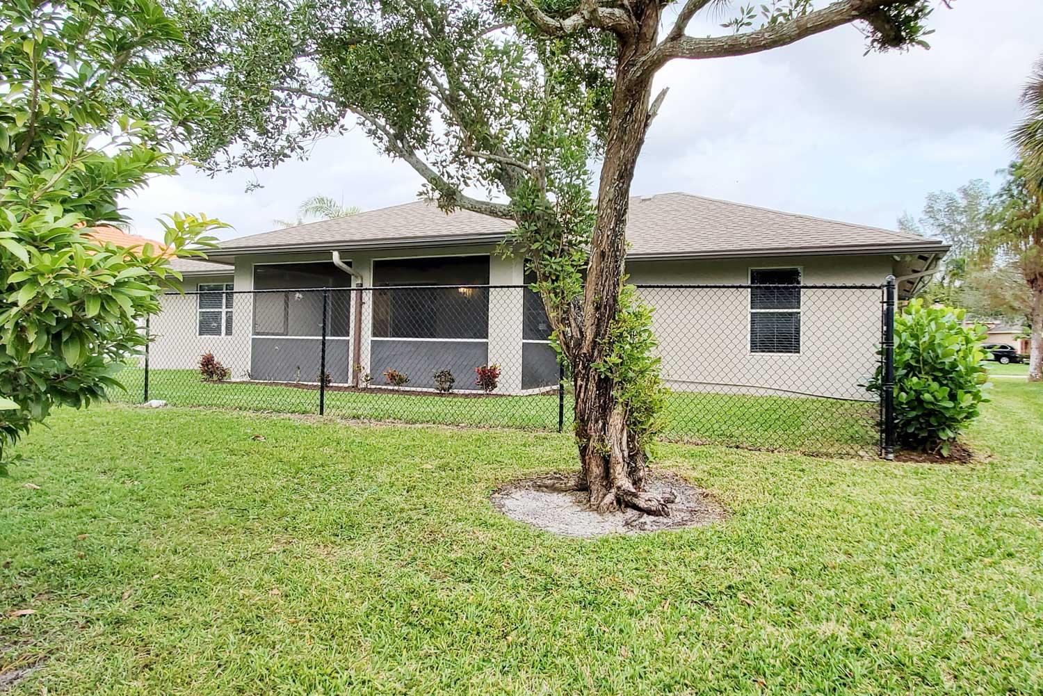 127 Nottingham Road Royal Palm Beach, FL 33411 - Photo 19 of 26 Crestwood-Private Back Yard
