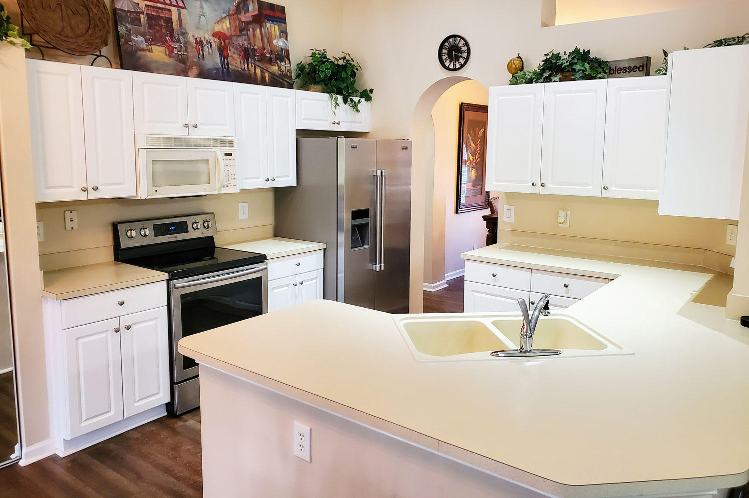 127 Nottingham Road Royal Palm Beach, FL 33411 - Photo 23 of 26 Crestwood Kitchen