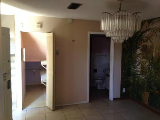 301 Arabian Road Palm Springs, FL 33461 - Photo 7 of 8 6