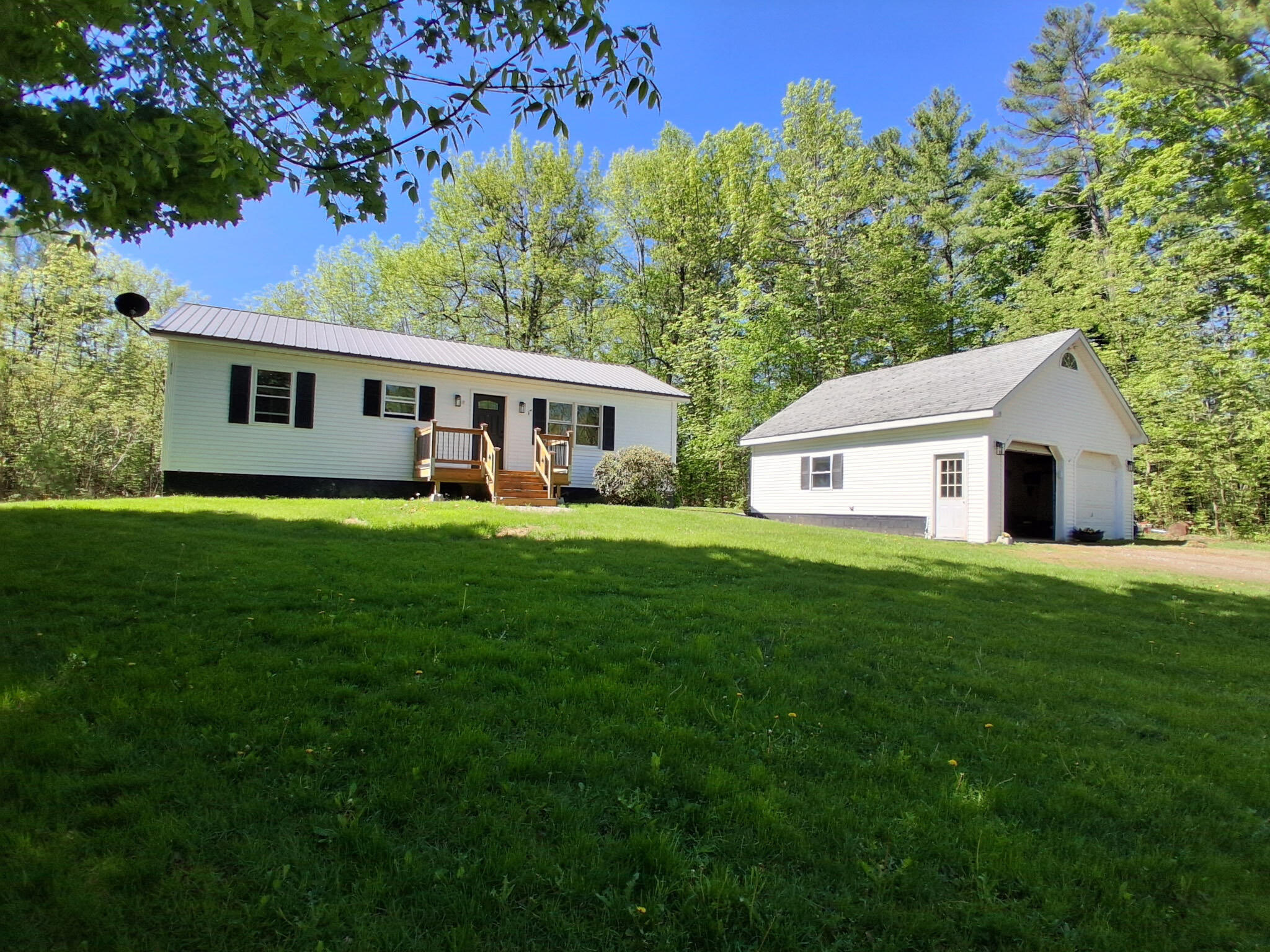 25 Brandy Lane Hudson, ME 04449 - Photo 5 of 40 Front