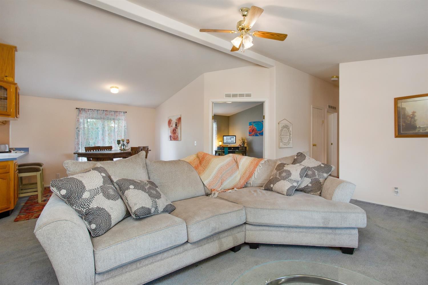 940 Ayres Road Eagle Point, OR 97524 - Photo 10 of 35 Additional Photo