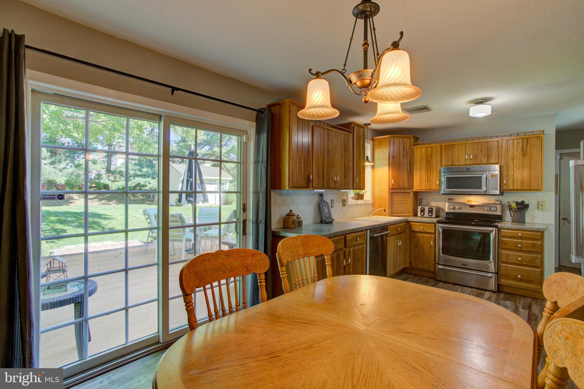 312 Partridge Drive Lititz, PA 17543 - Photo 11 of 36