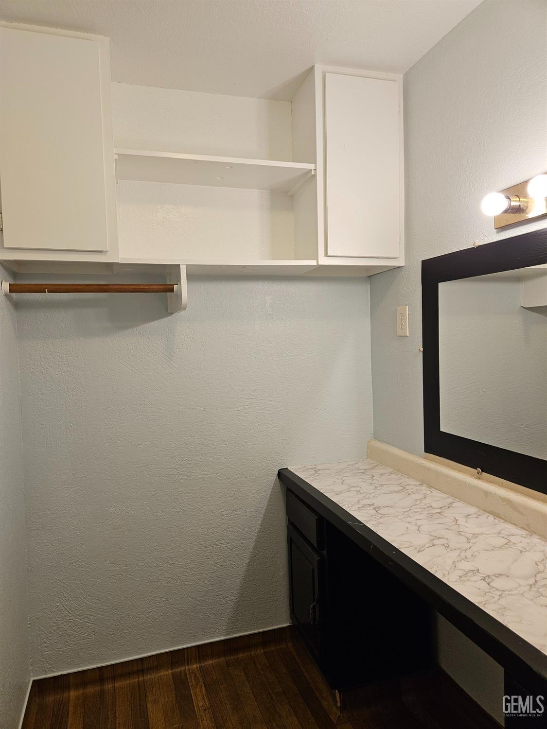 Undisclosed Address Wasco, CA 93280 - Photo 13 of 16 a view of microwave