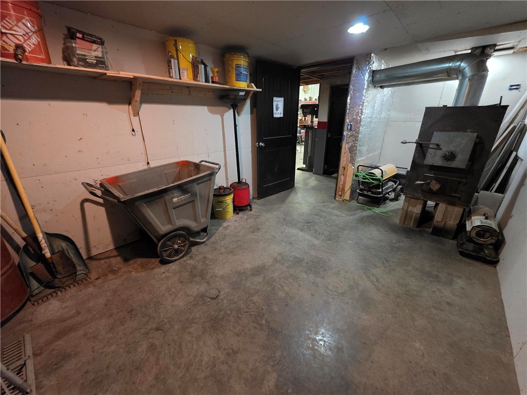 475 Kelly Hill Road Orange, NY 14815 - Photo 41 of 50 Garage Extra Room in back